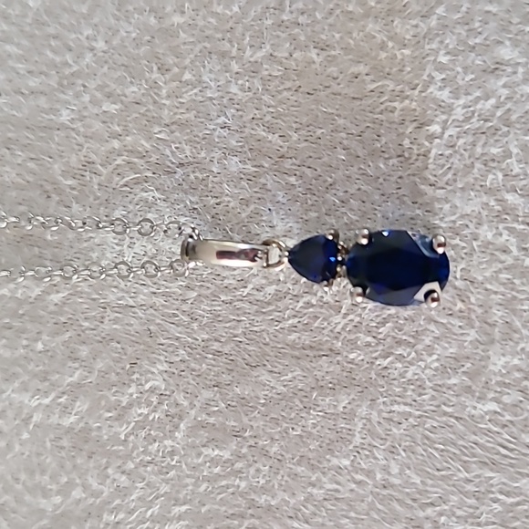 STERLING SILVER CREATED BLUE SAPPHIRE WITH DIAMOND ACCENT PENDANT APPROX 18" - Picture 5 of 15